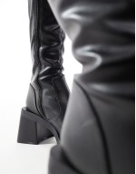 Charlotte heeled knee boots in black