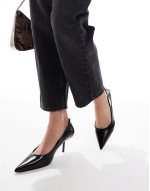 Snatched pointed mid heeled court shoes in black