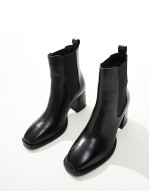 Frankie boot in black leather