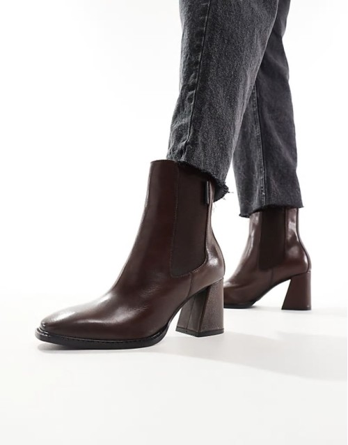 Frankie boot in brown leather