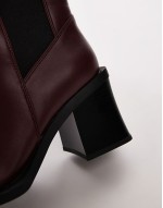 Nisha block heeled chelsea boots in burgundy