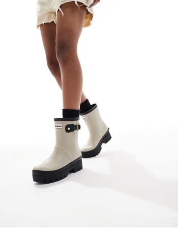 Raelynn wellington boots in light sand/black