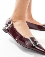 Legion buckle ballet in burgundy