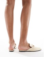 buckle loafer mule in raffia natural
